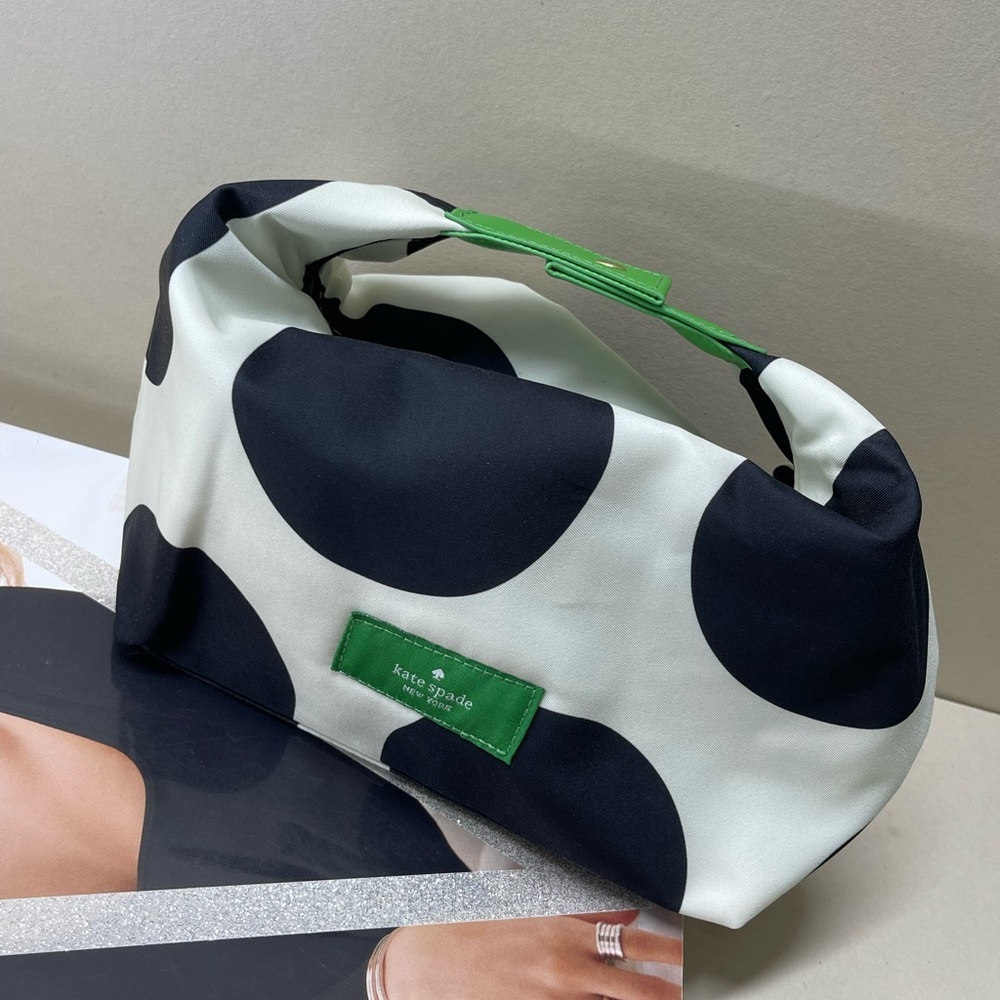 (new) Kate Spade costmetic pouch /travel kit toiletries polka dot